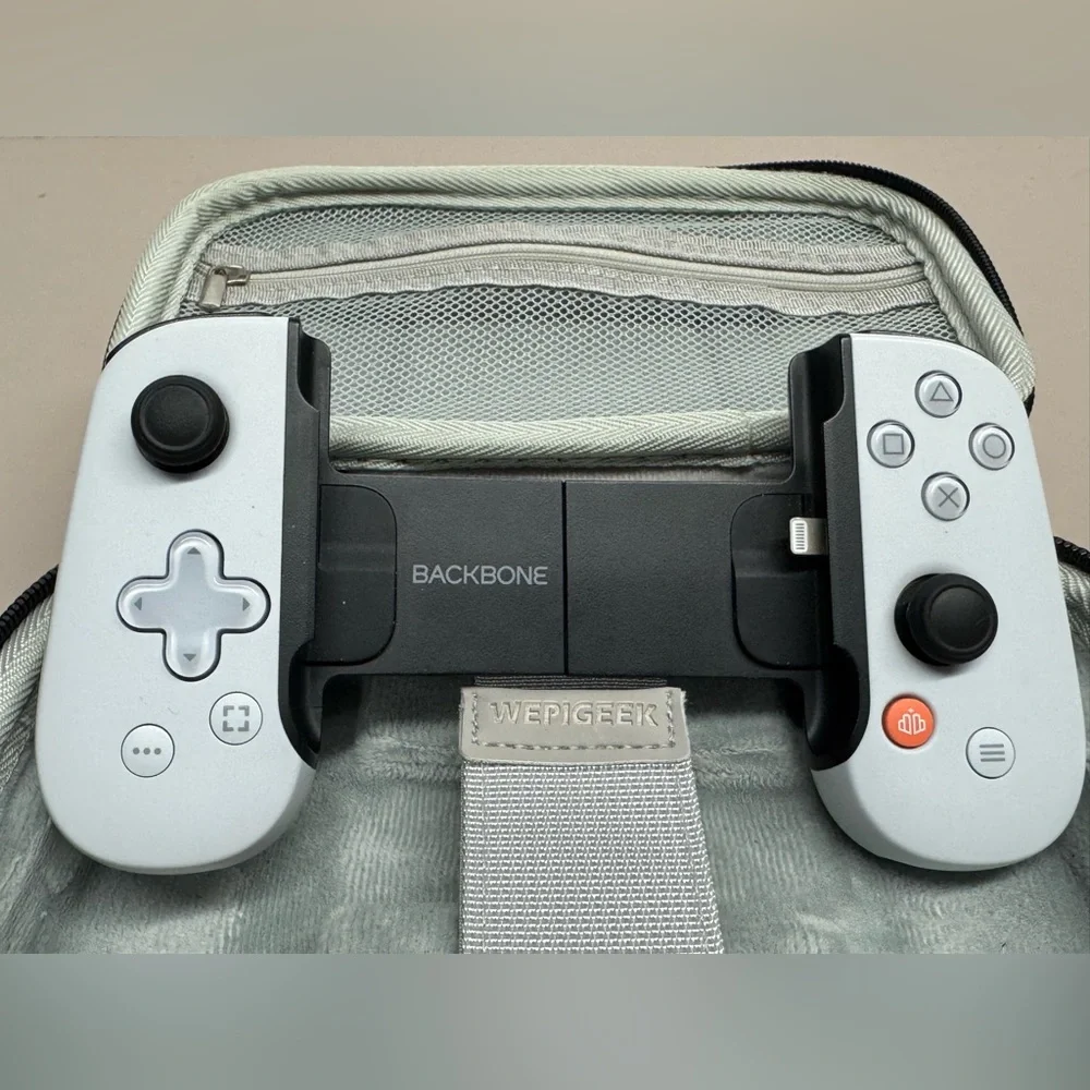 PlayStation Backbone One Gaming Controller with Weigeek Case